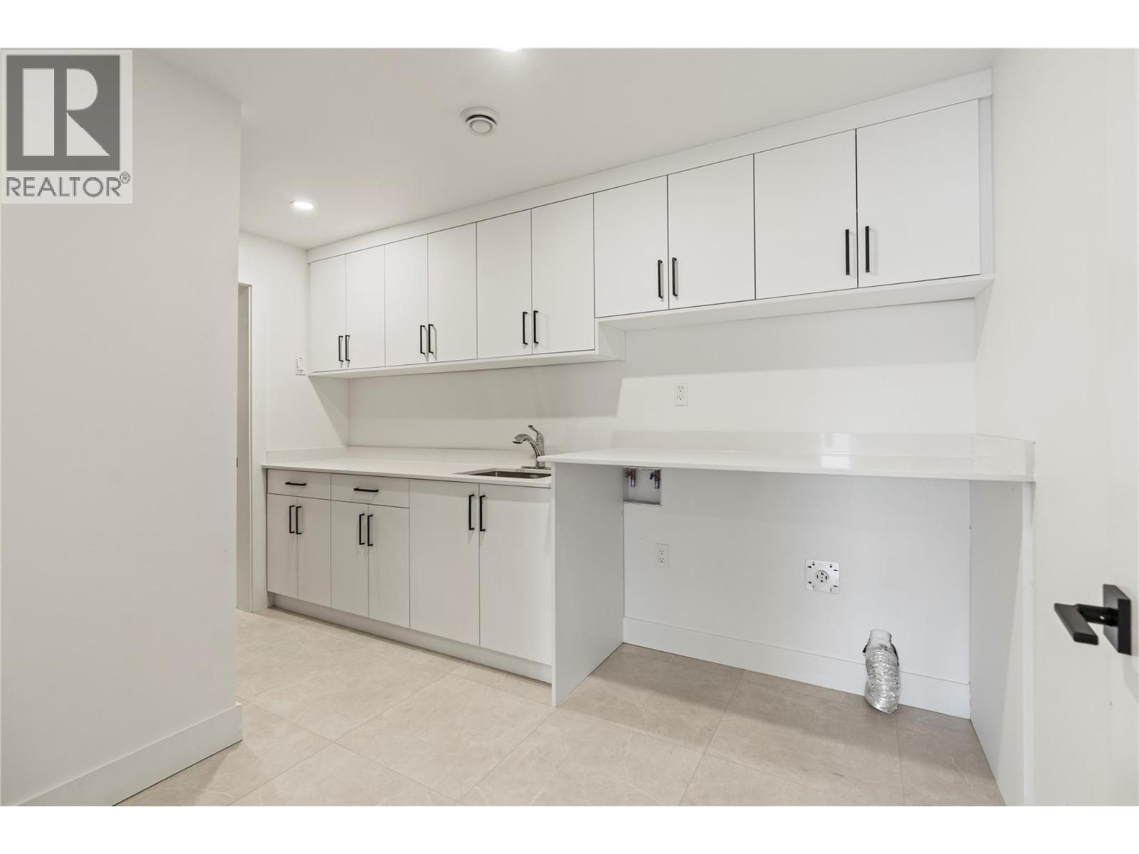 8948 Tavistock Road, Vernon