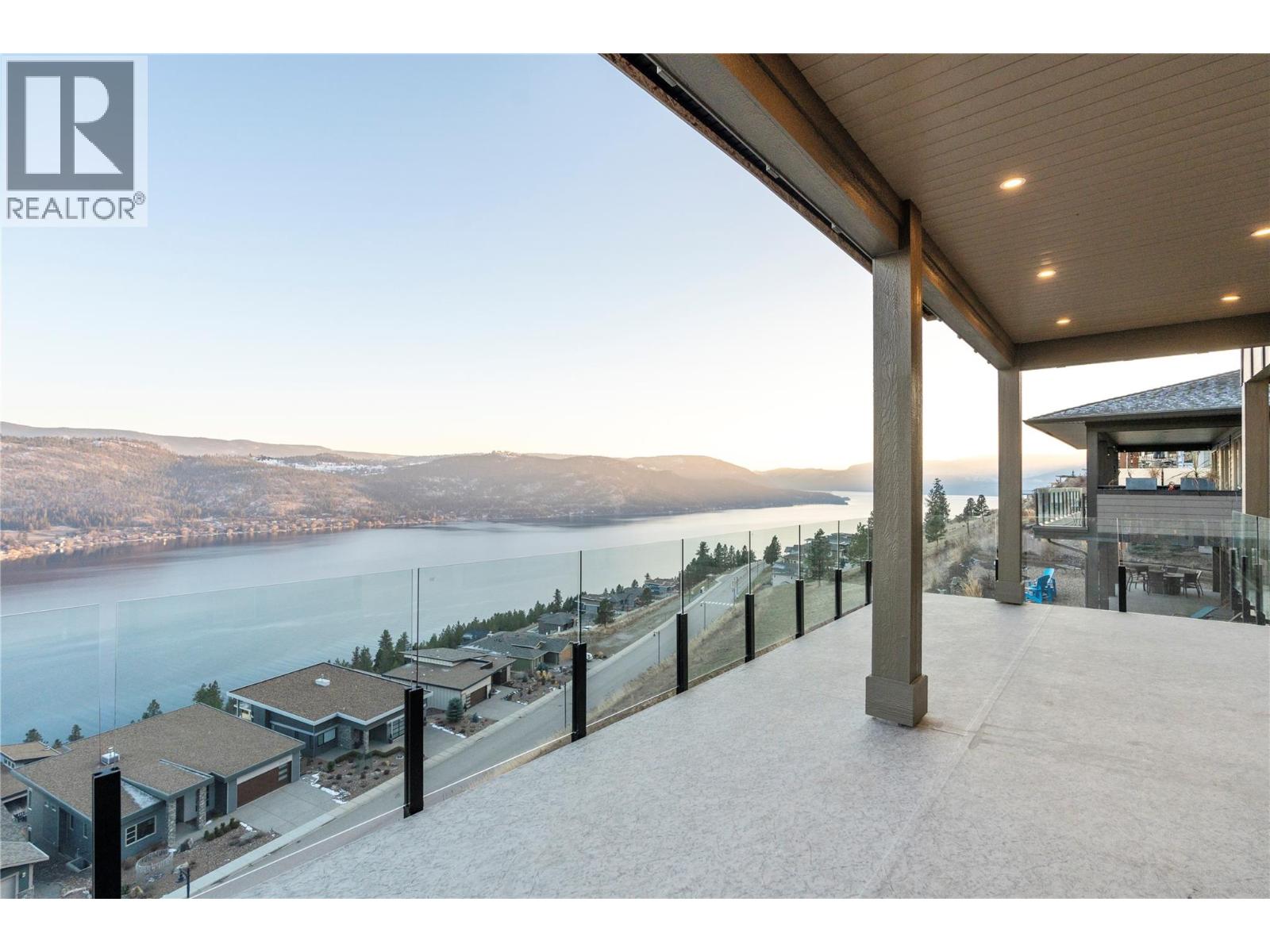 8948 Tavistock Road - 58