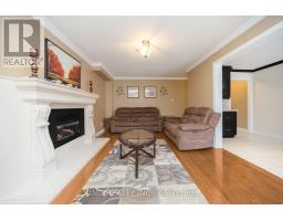 Family room - 52 Leeward Drive, Brampton, ON L6S5V8 Photo 15