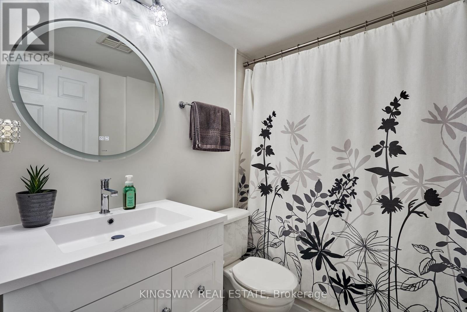 #510 50 KINGSBRIDGE GARDEN CIRCLE - 16
