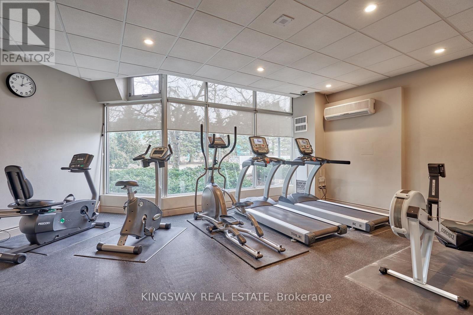 #510 50 KINGSBRIDGE GARDEN CIRCLE - 22