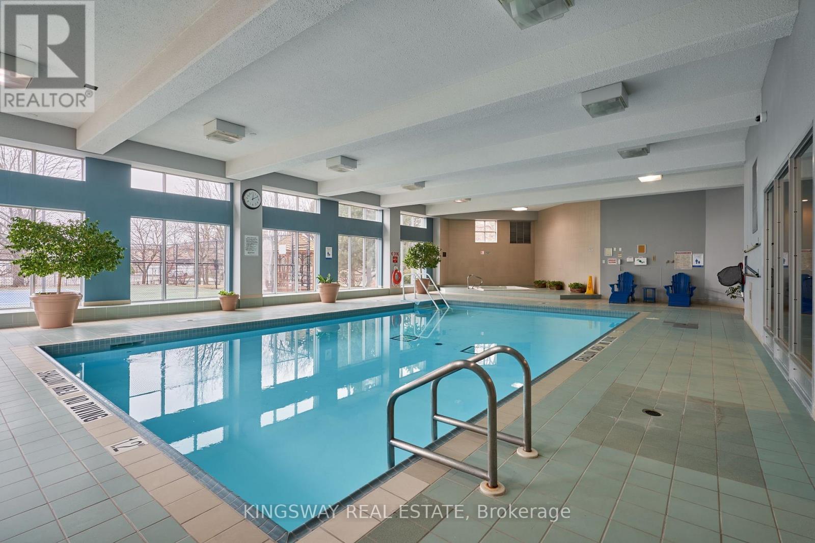 #510 50 KINGSBRIDGE GARDEN CIRCLE - 23