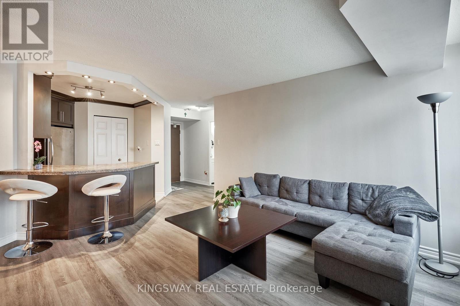 #510 50 KINGSBRIDGE GARDEN CIRCLE - 7