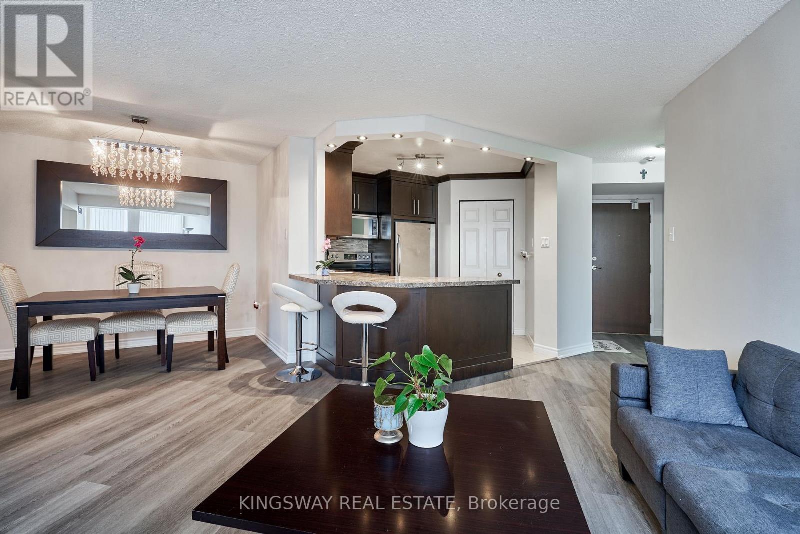 #510 50 KINGSBRIDGE GARDEN CIRCLE - 8