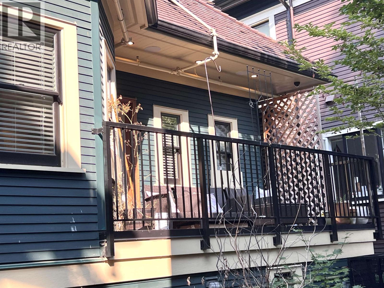 3 1150 COMOX STREET, Vancouver