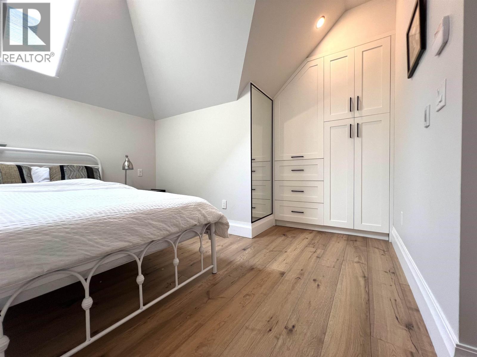 3 1150 COMOX STREET, Vancouver