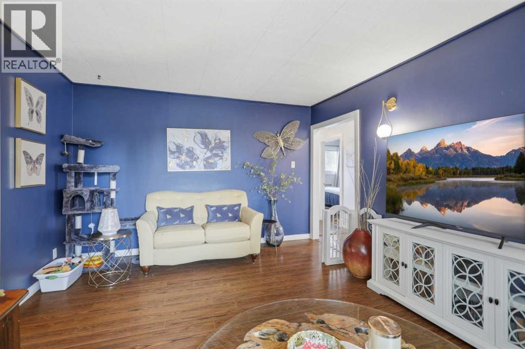 Listing photo – 4606 35 Avenue, Ponoka