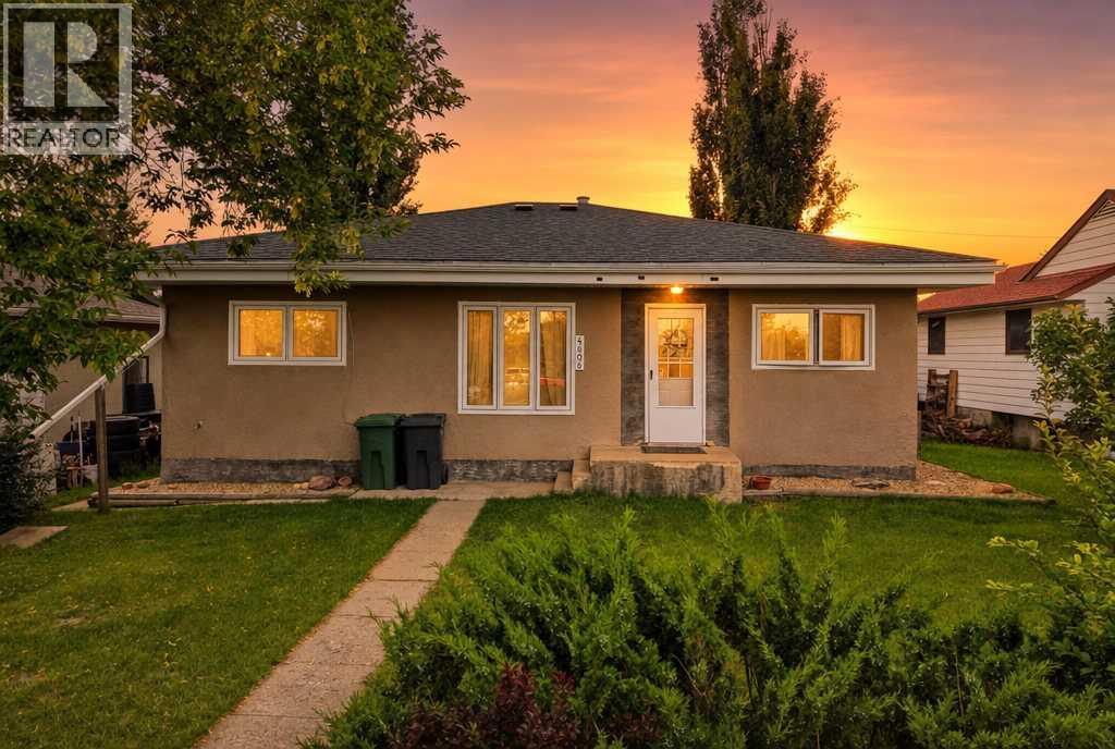 Listing photo – 4606 35 Avenue, Ponoka
