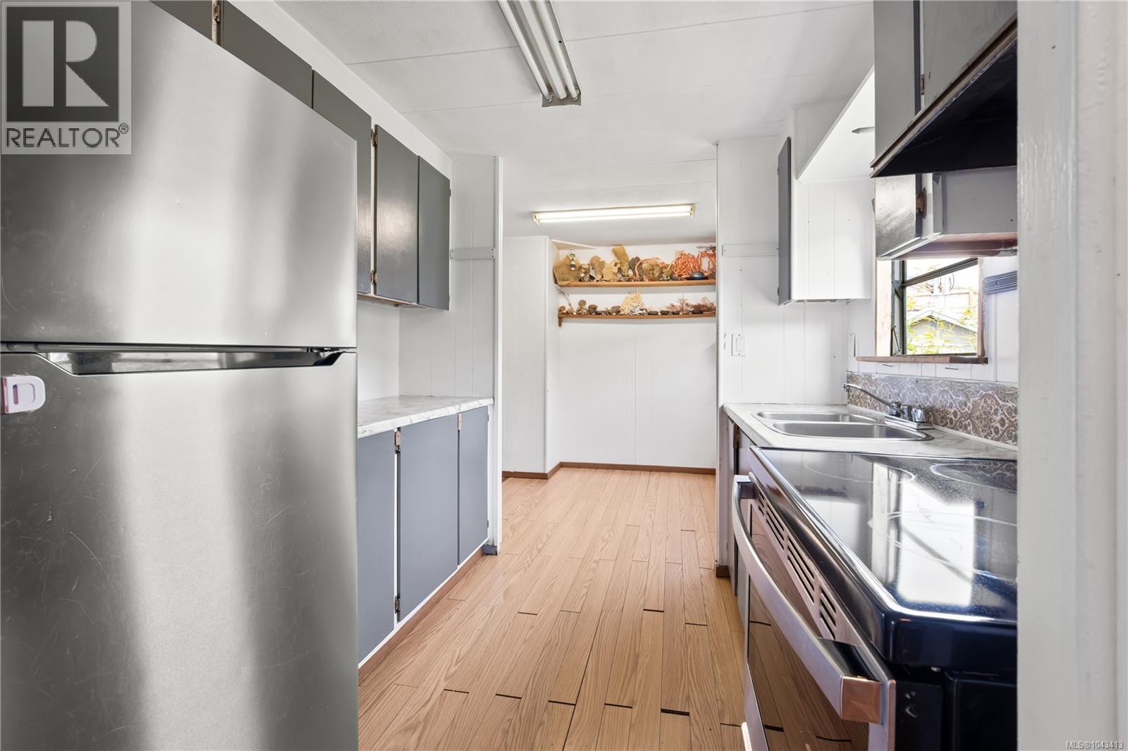 487 Orca Cres - 5