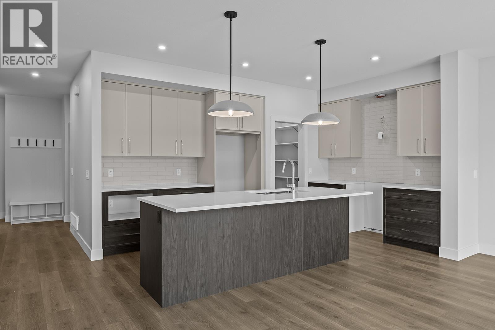 369 Arrowleaf Rise - Image 4