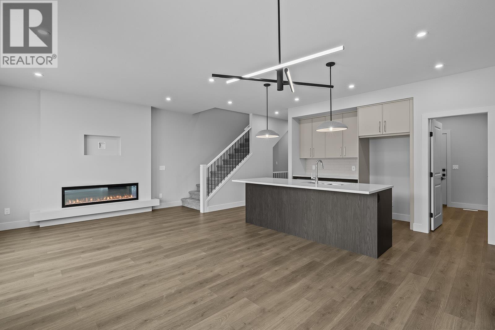 369 Arrowleaf Rise - 5