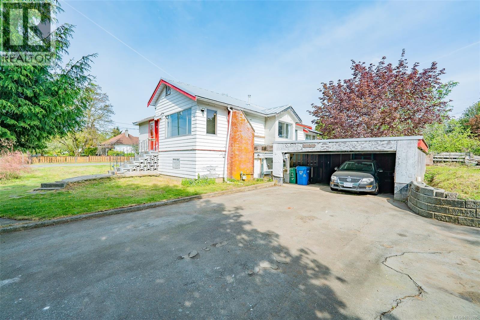 350 Fourth St - 27