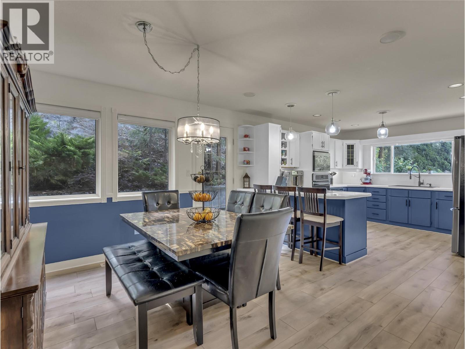 3257 JUNIPER Drive - 1