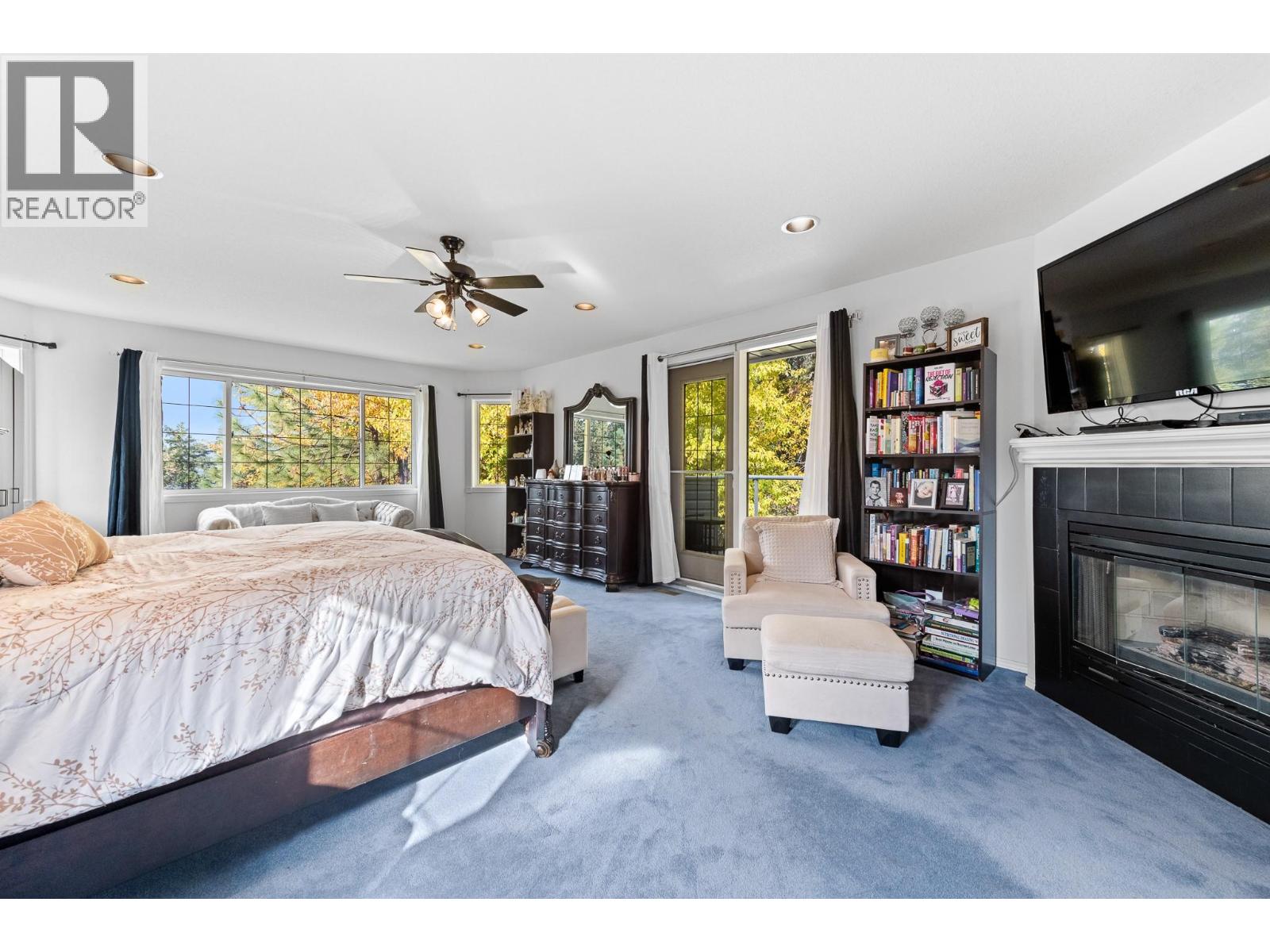 3257 JUNIPER Drive - Image 13