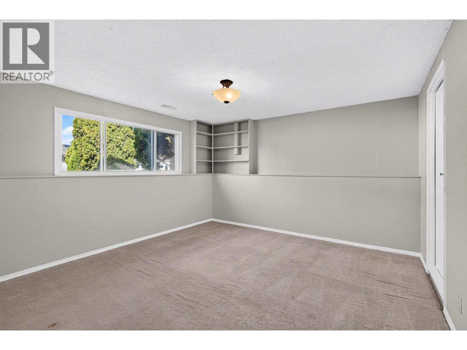 3907 14 Street, Vernon