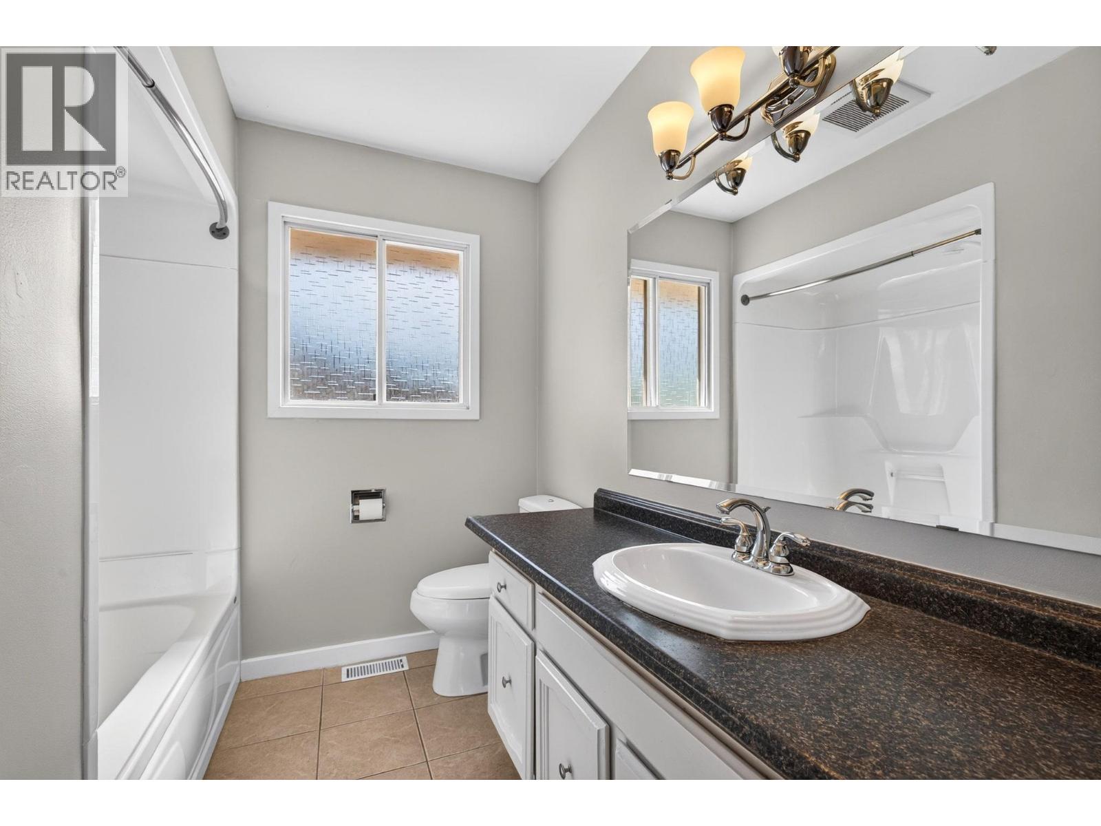 3907 14 Street - 19