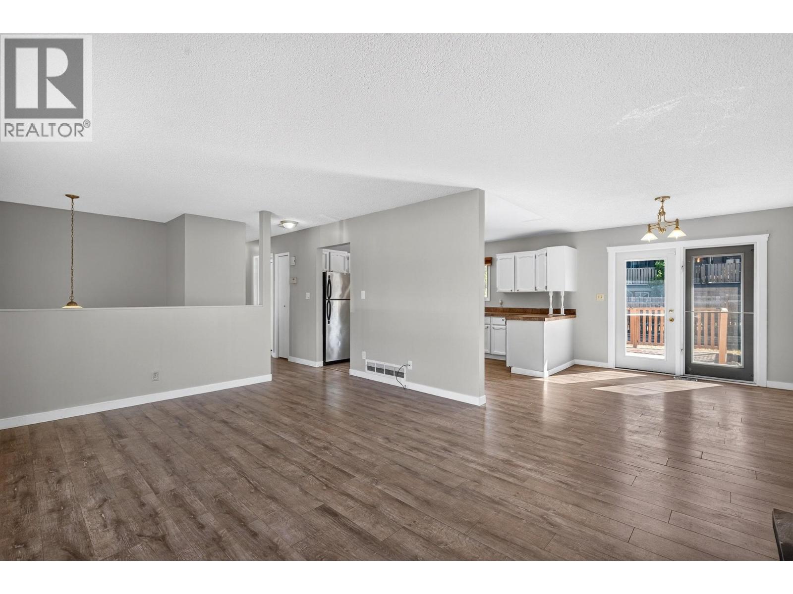 3907 14 Street, Vernon