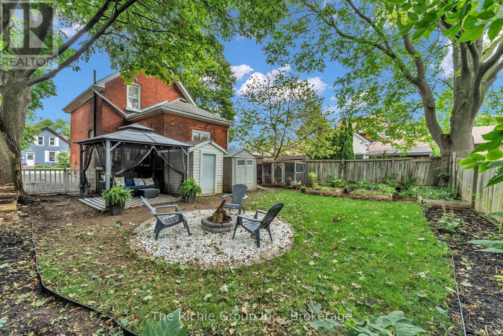 119 BROCK STREET - 28