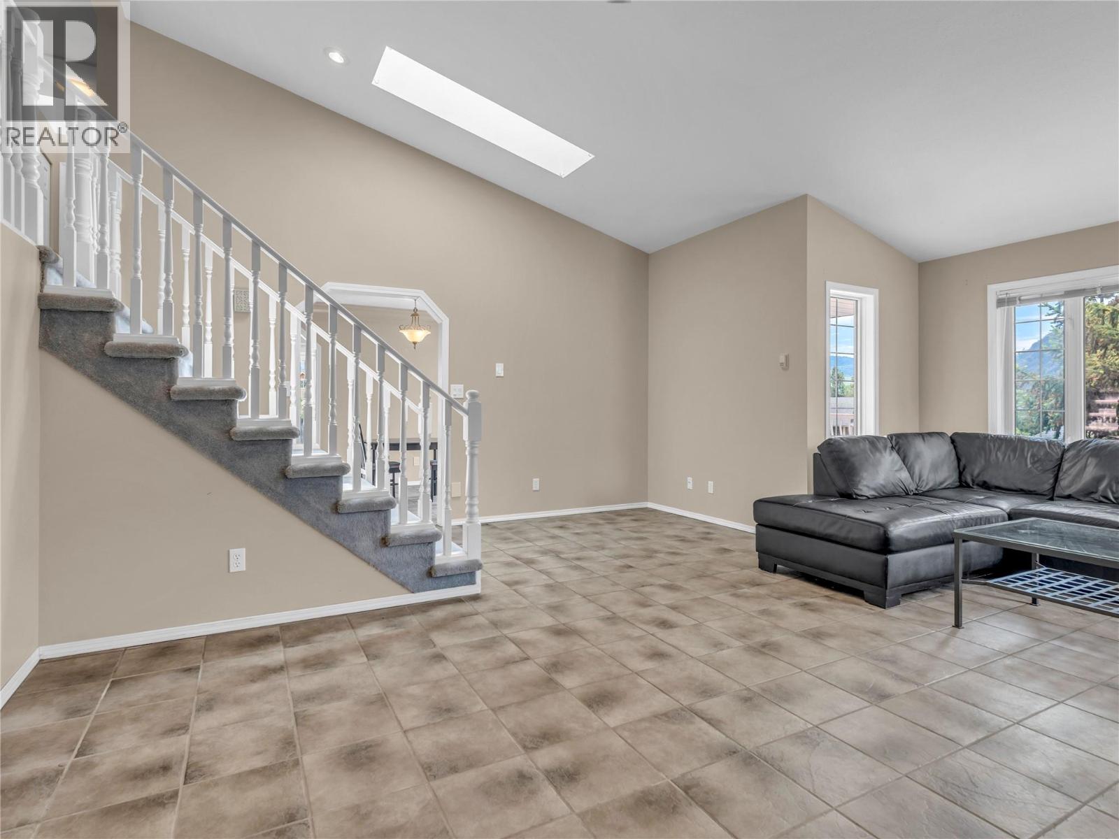 1357 PEACHCLIFF Place - Image 10
