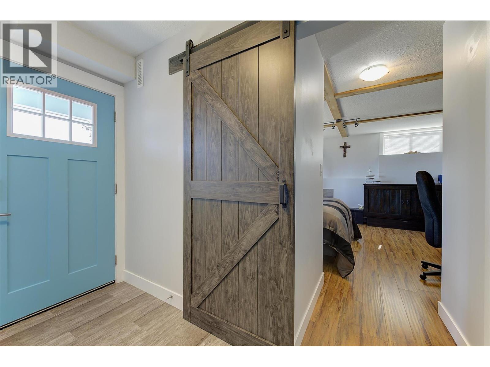 5284 Clarence Road - 24