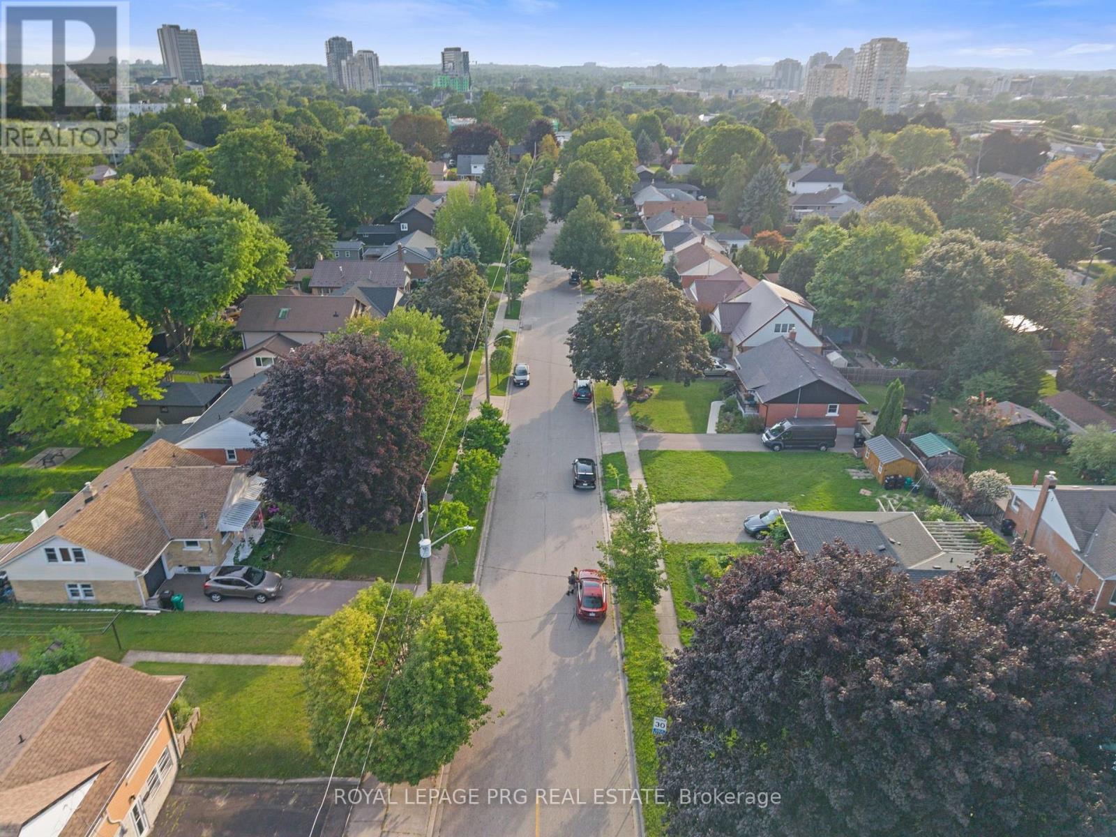 107 WEBER STREET S - Image 24