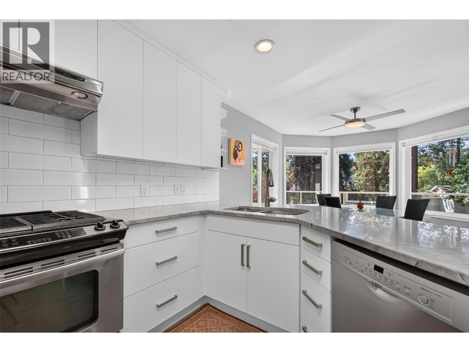 3983 Lakevale Place - 31