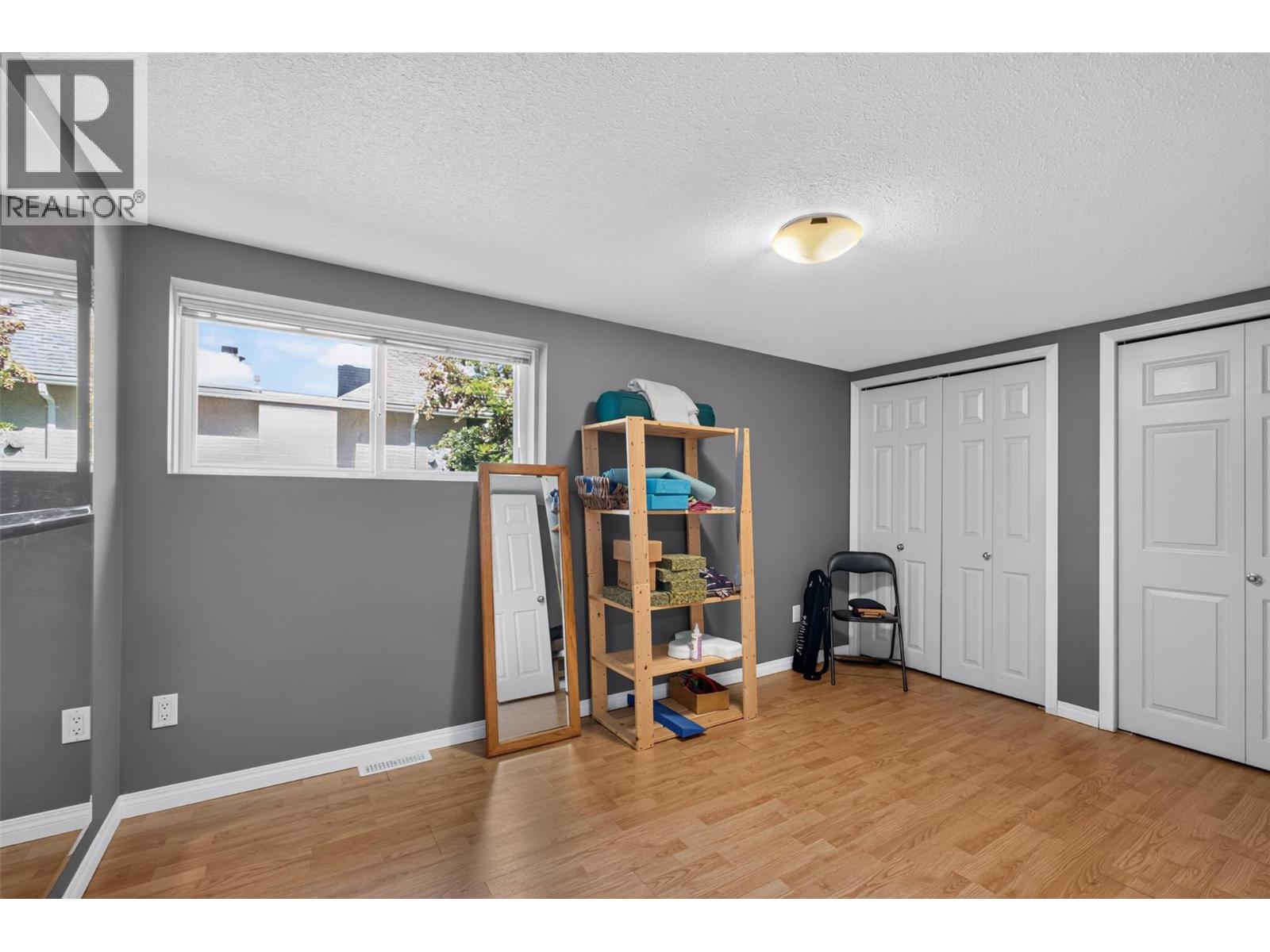 3983 Lakevale Place - Image 43
