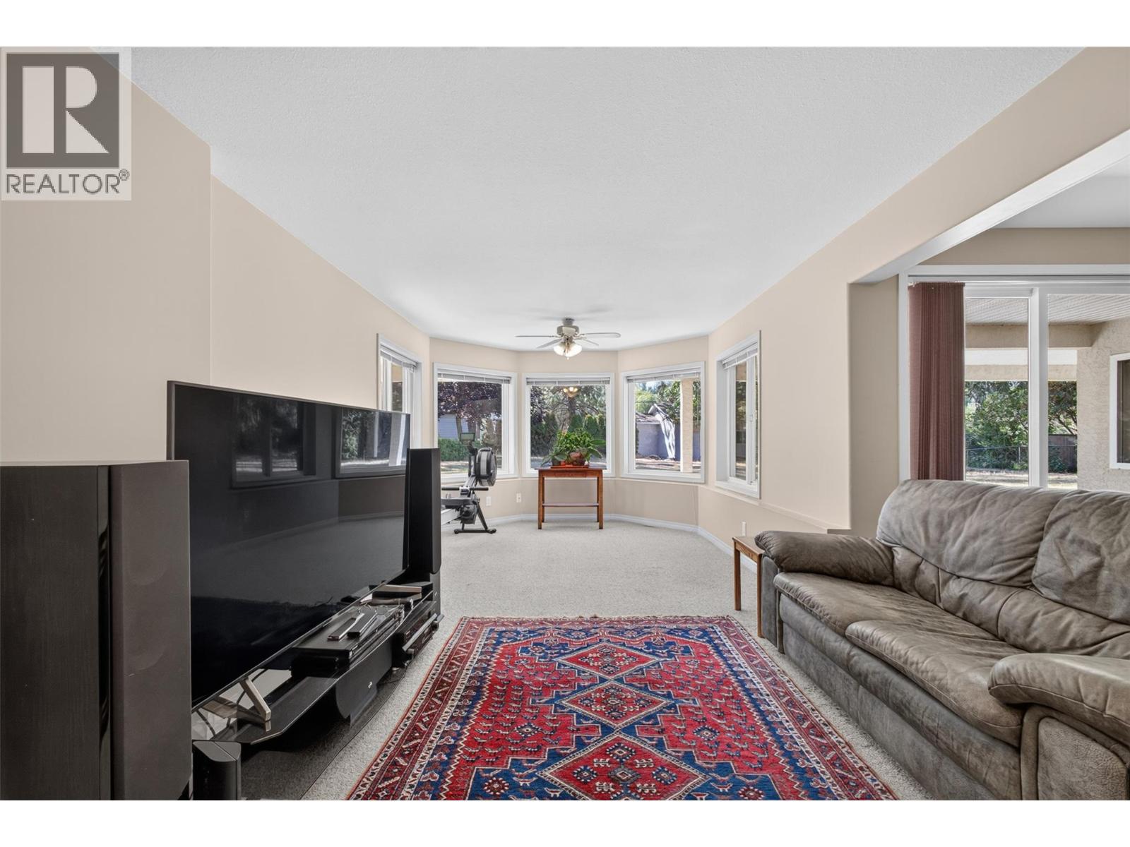 3983 Lakevale Place - Image 48
