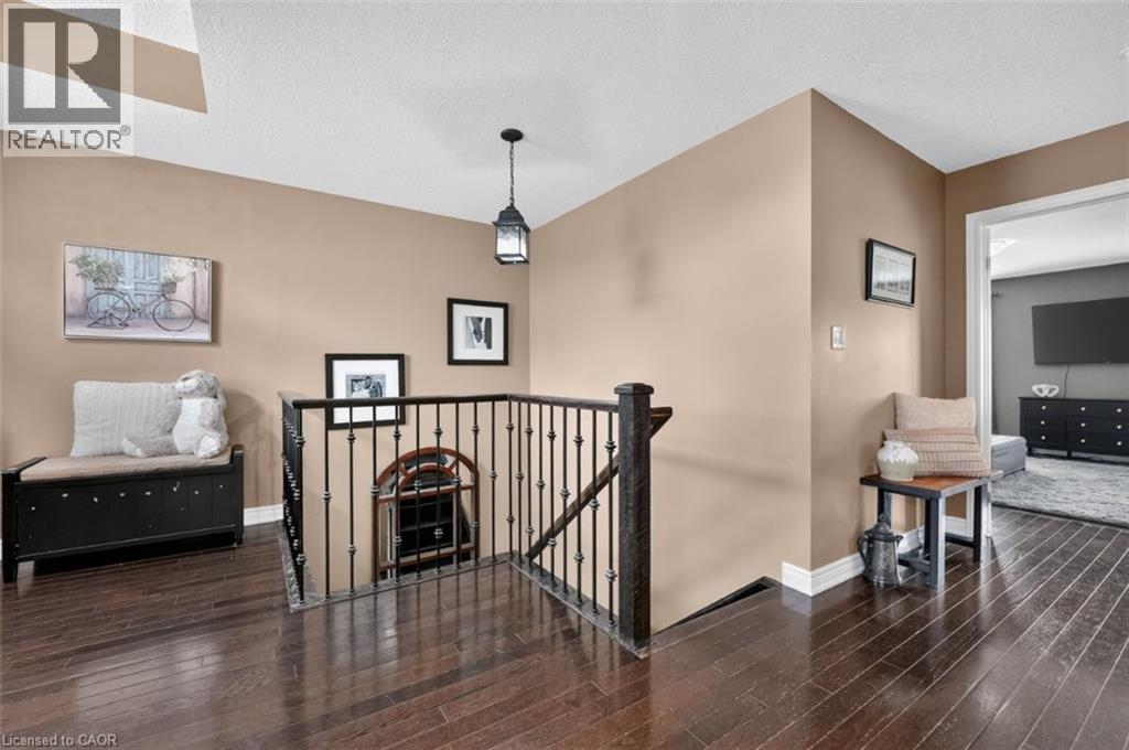 58 PEACH TREE Lane - Image 12