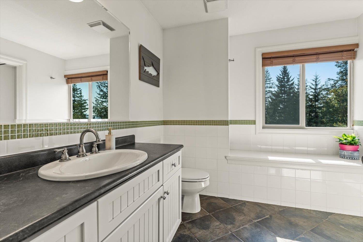 5 Bed, 5 Bath House for Sale in Abbotsford – 41150 OLD YALE ROAD, Abbotsford – MLS# R3158904 - Image 22