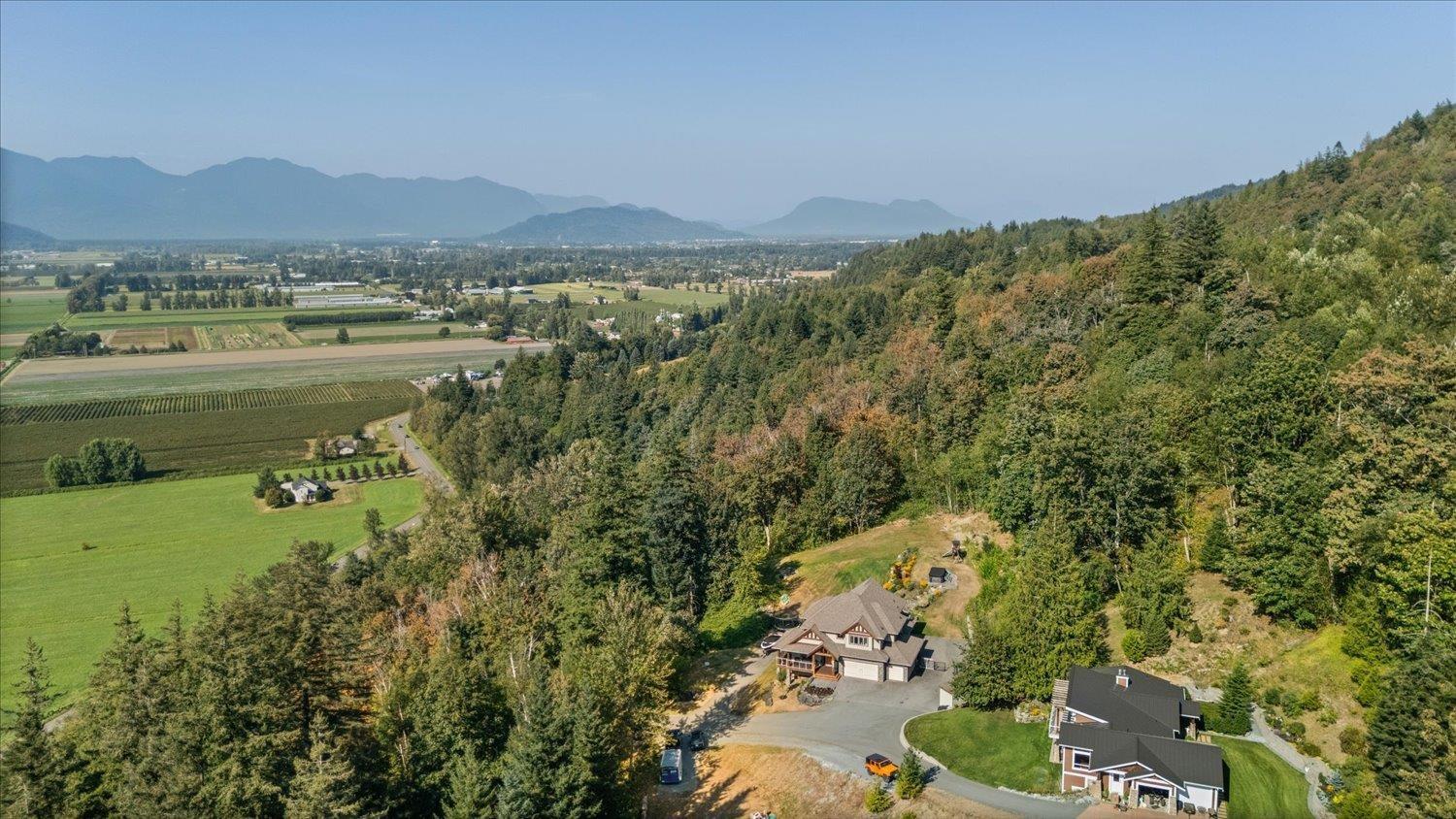 5 Bed, 5 Bath House for Sale in Abbotsford – 41150 OLD YALE ROAD, Abbotsford – MLS# R3158904 - Image 39