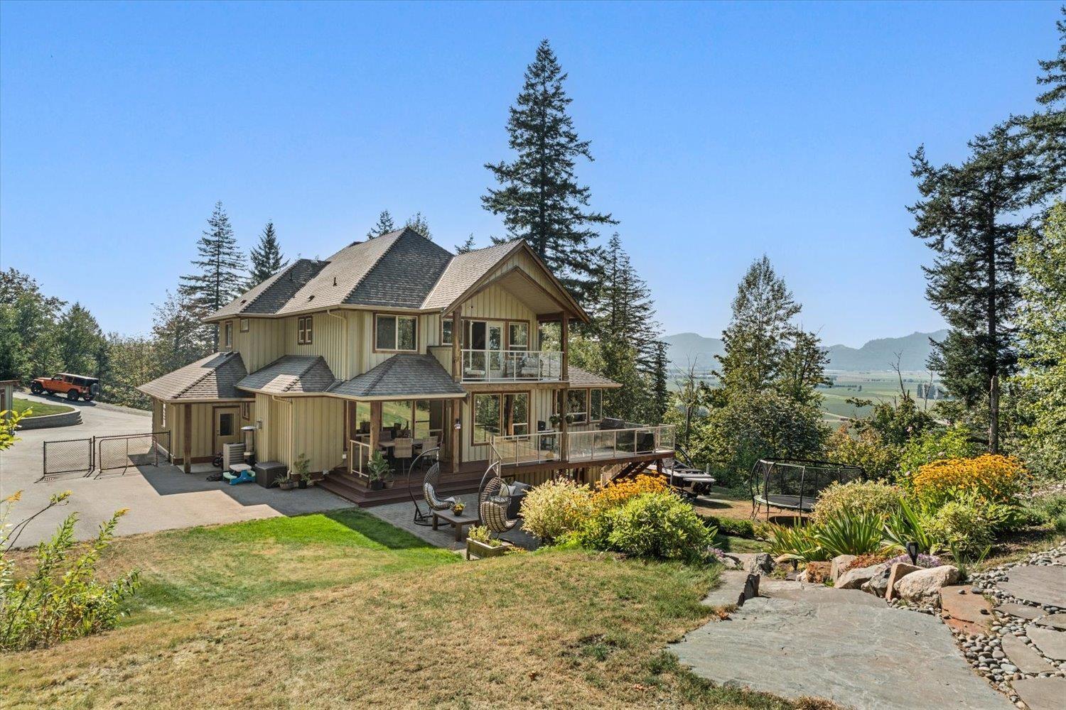5 Bed, 5 Bath House for Sale in Abbotsford – 41150 OLD YALE ROAD, Abbotsford – MLS# R3158904 - Image 36