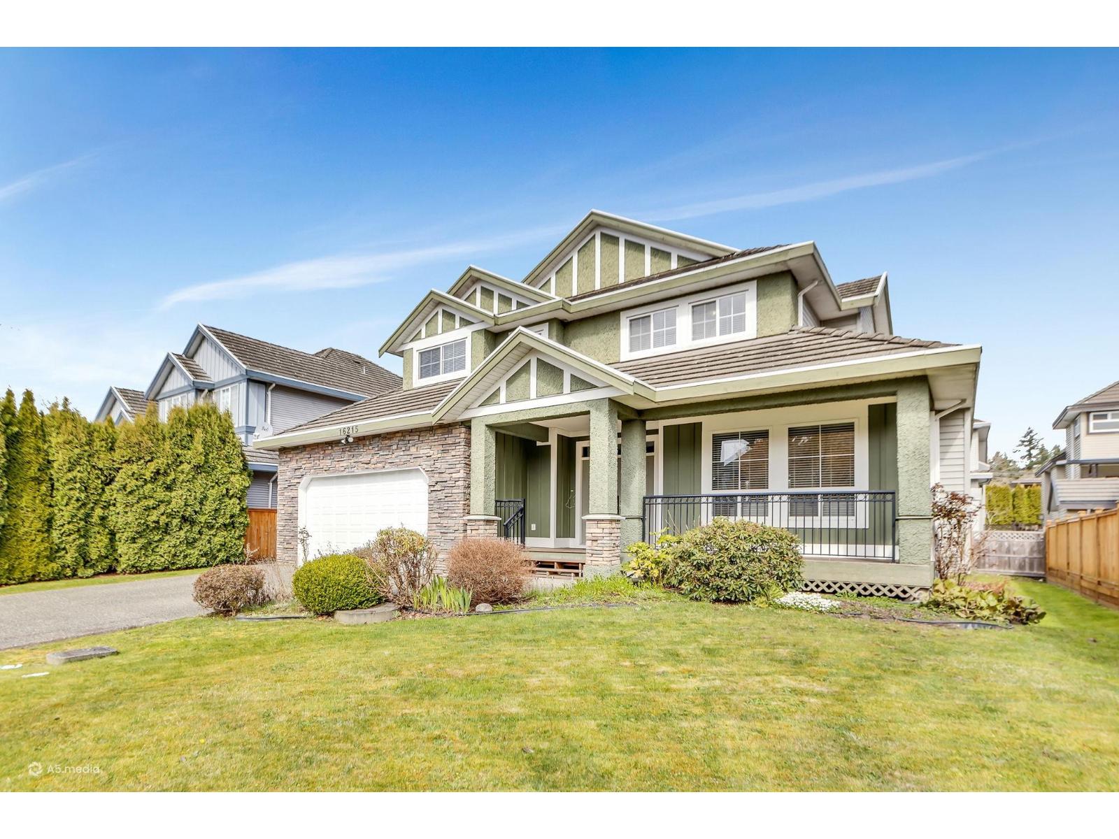 8 Bed, 5 Bath House for Sale in Surrey – 16215 79A AVENUE, Surrey – MLS# R3158926 - Image 2