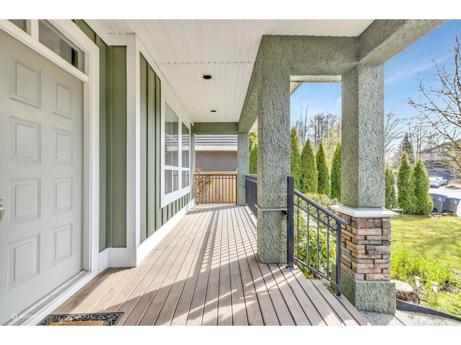 8 Bed, 5 Bath House for Sale in Surrey – 16215 79A AVENUE, Surrey – MLS# R3158926 - Image 3