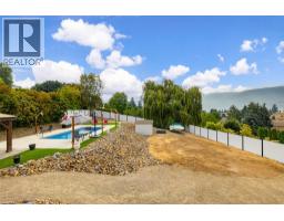 431 Upland Drive, Coldstream, BC V1B2X7 Photo 41