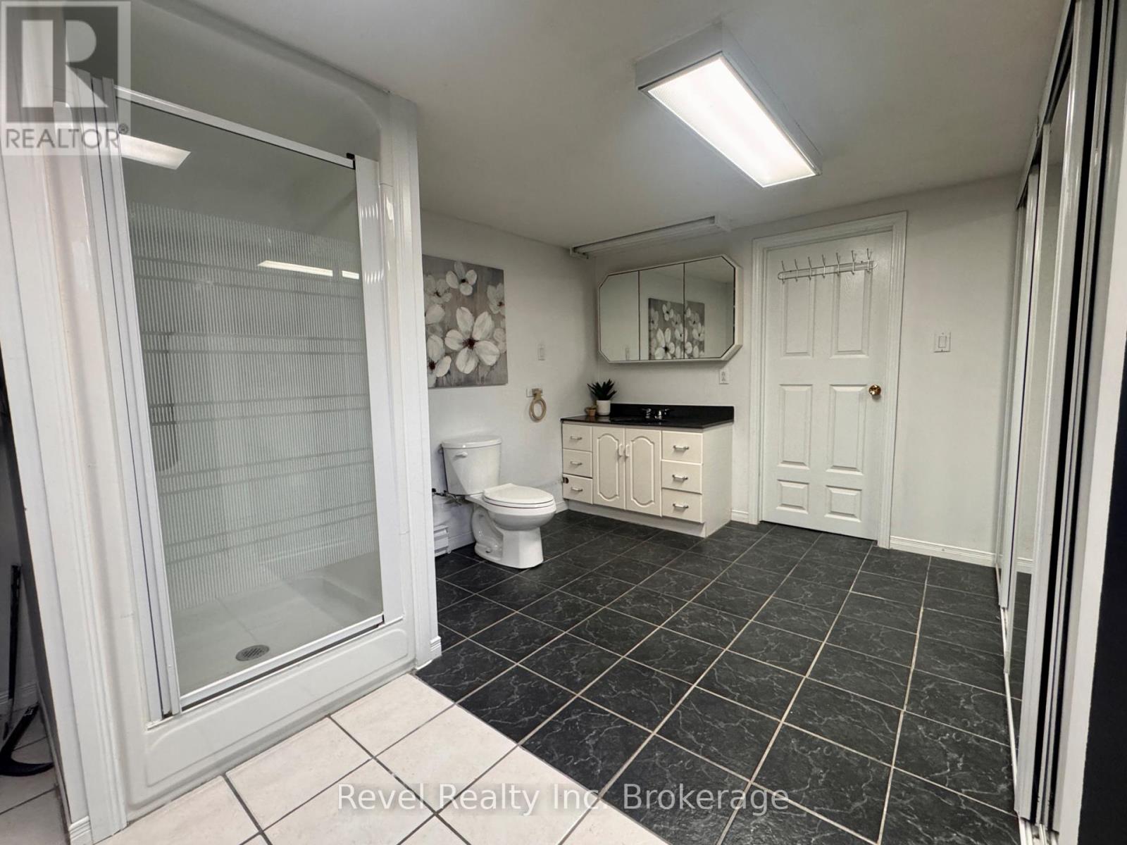 3383 ROMEO STREET - Image 31