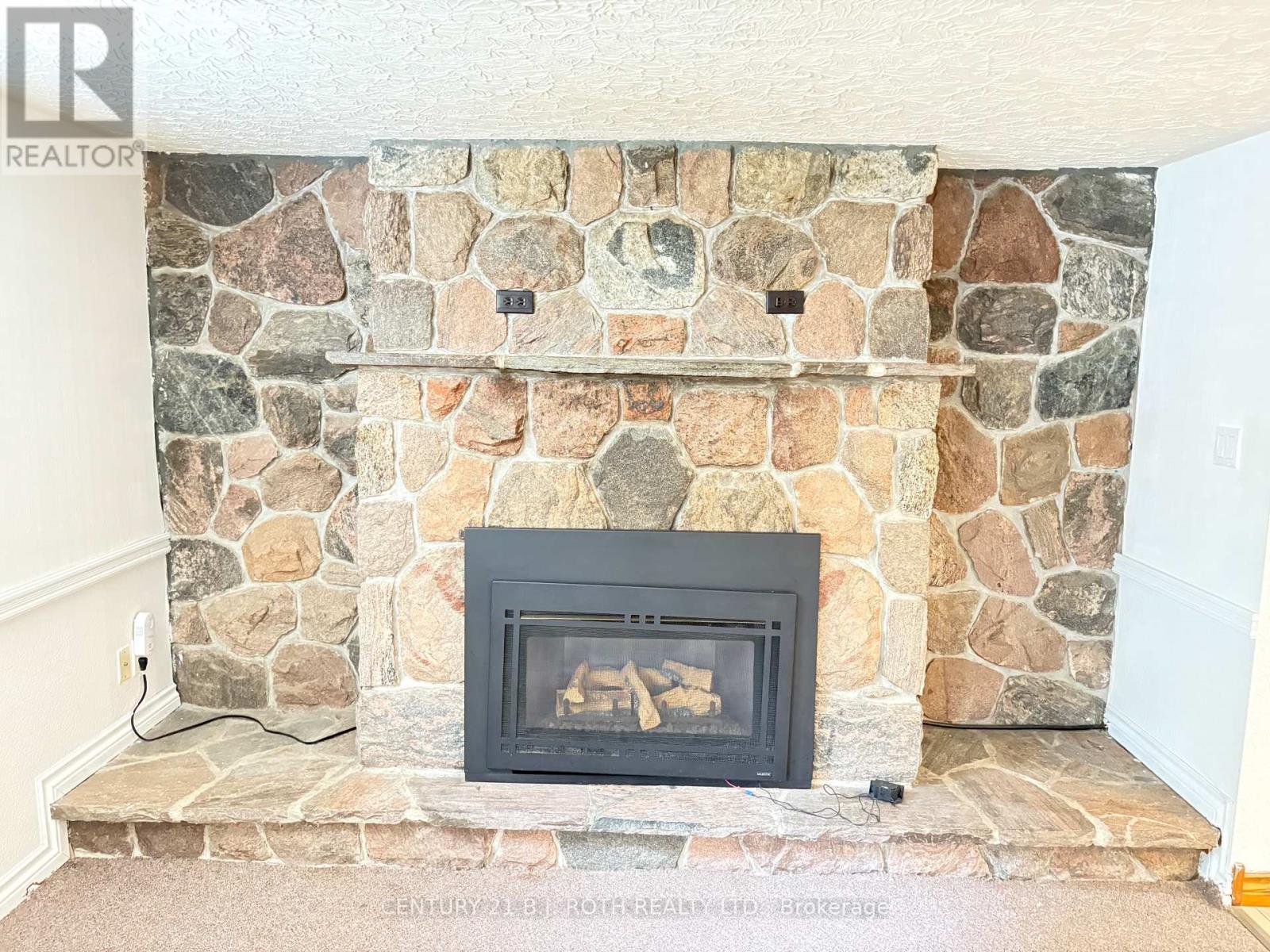 33 BEAUMAUR DRIVE - Image 16