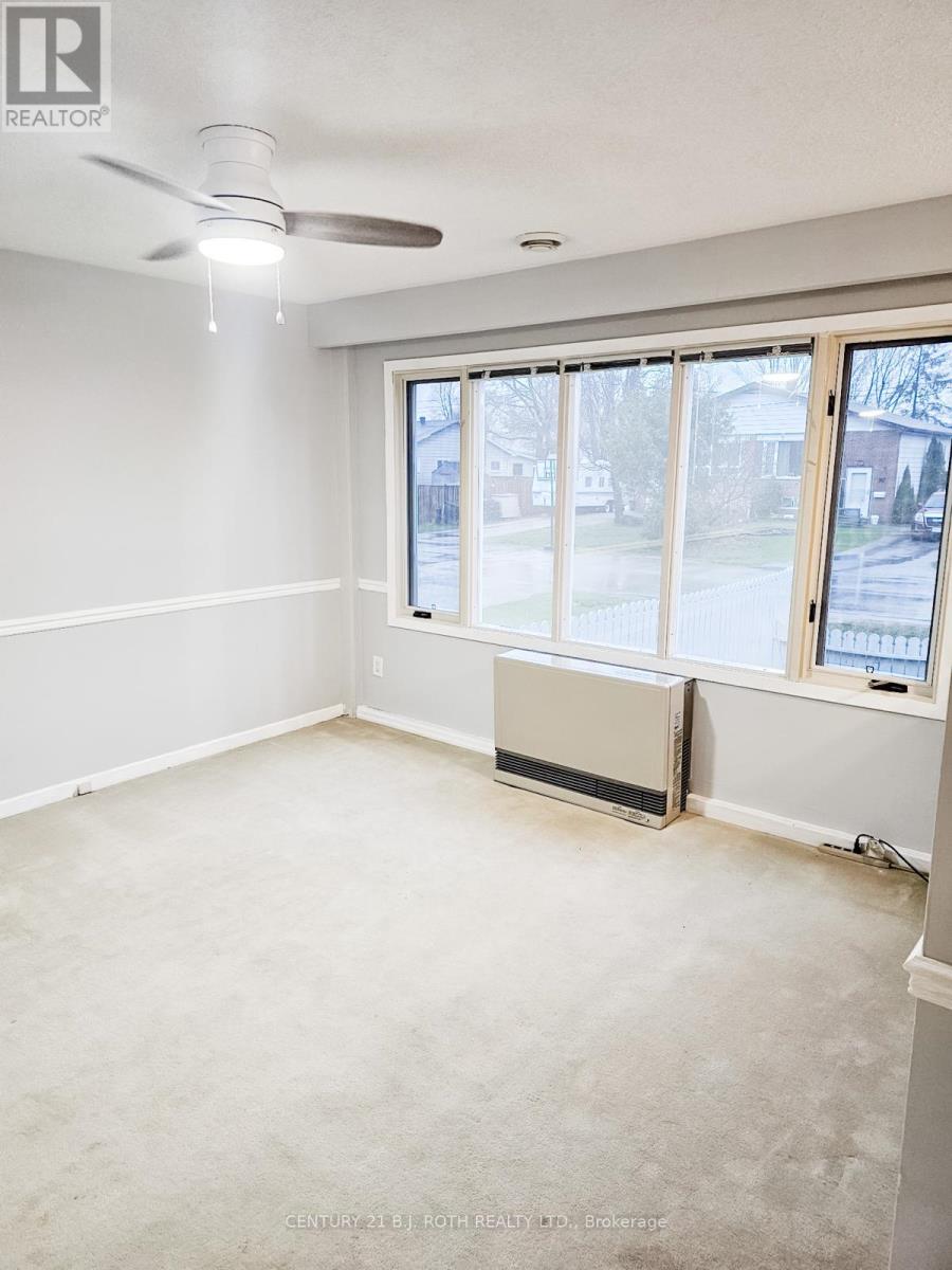 33 BEAUMAUR DRIVE - 8
