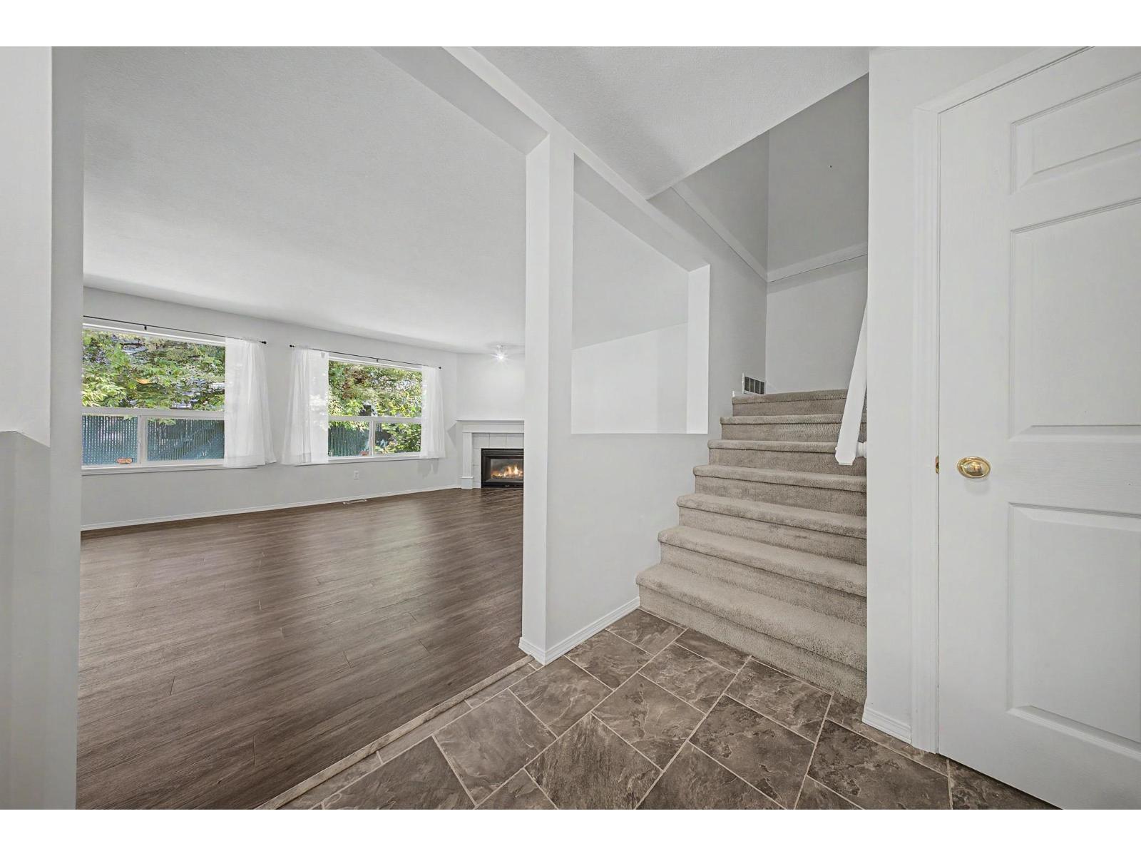 3 Bed, 3 Bath House for Sale in Chilliwack – 2 9408 HAZEL STREET, Chilliwack Proper East – MLS# R3159162 - Image 22