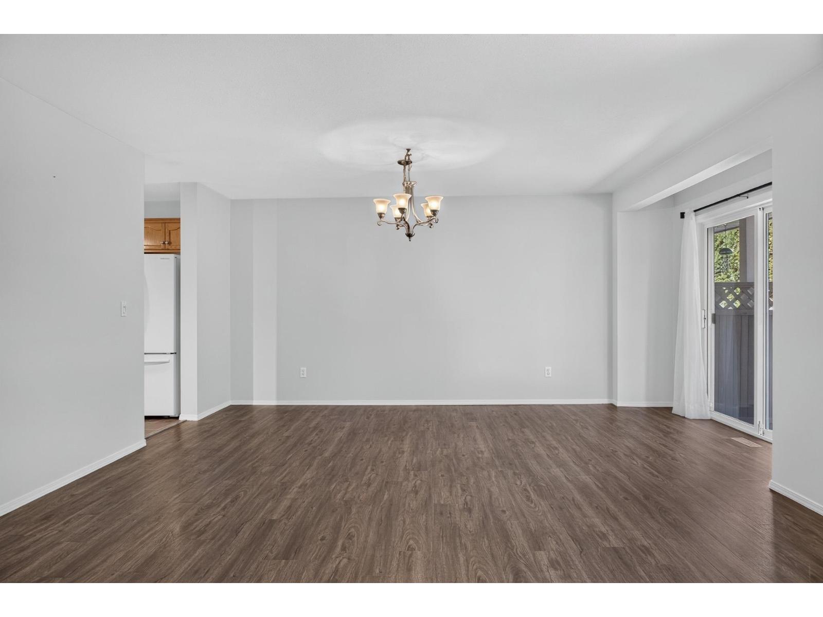 3 Bed, 3 Bath House for Sale in Chilliwack – 2 9408 HAZEL STREET, Chilliwack Proper East – MLS# R3159162 - Image 17