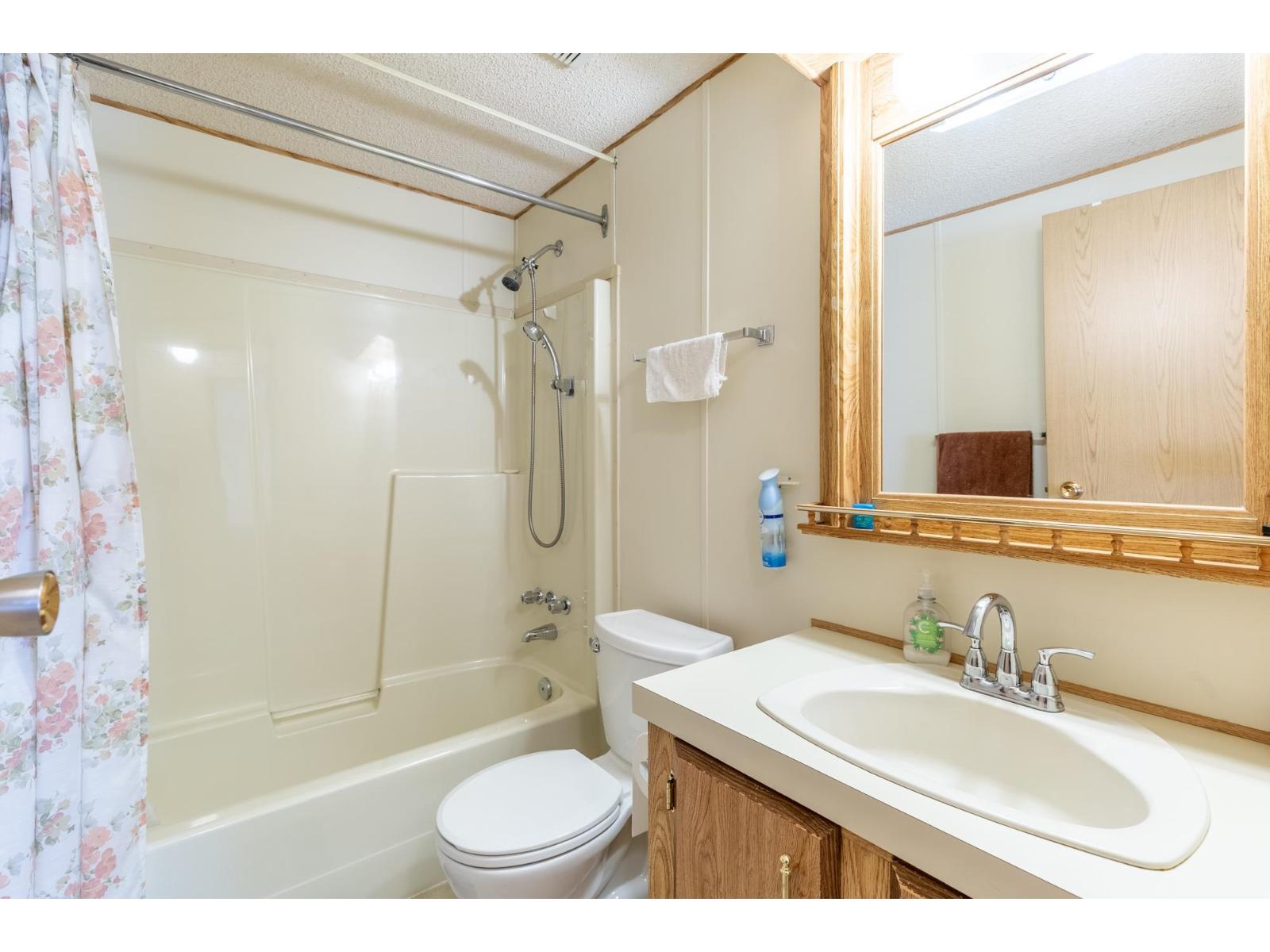103 2062 KING GEORGE BOULEVARD, Surrey