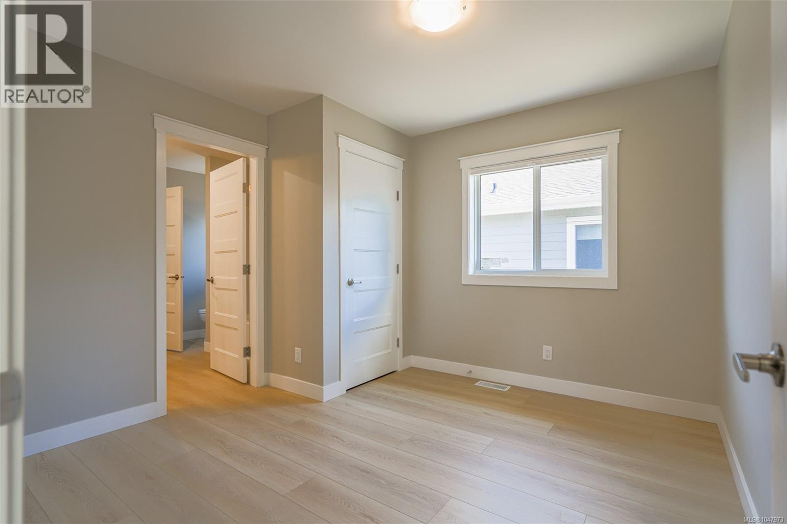 #206 5700 Pierce Rd - 16
