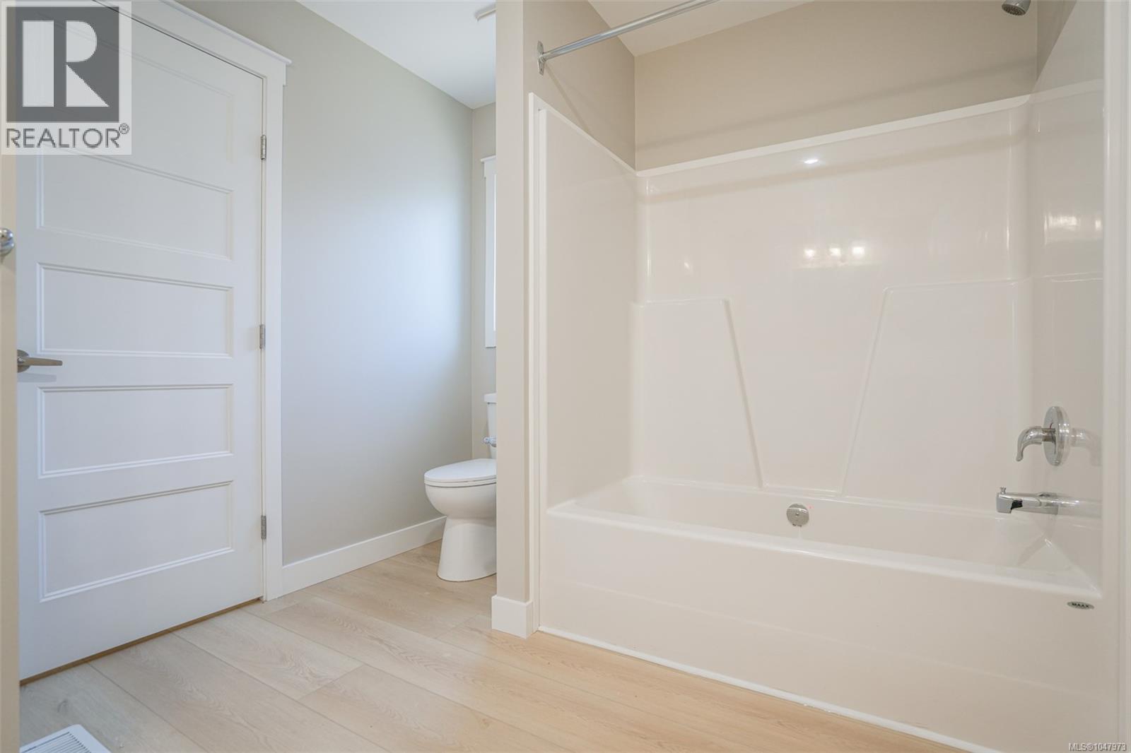 #206 5700 Pierce Rd - Image 19