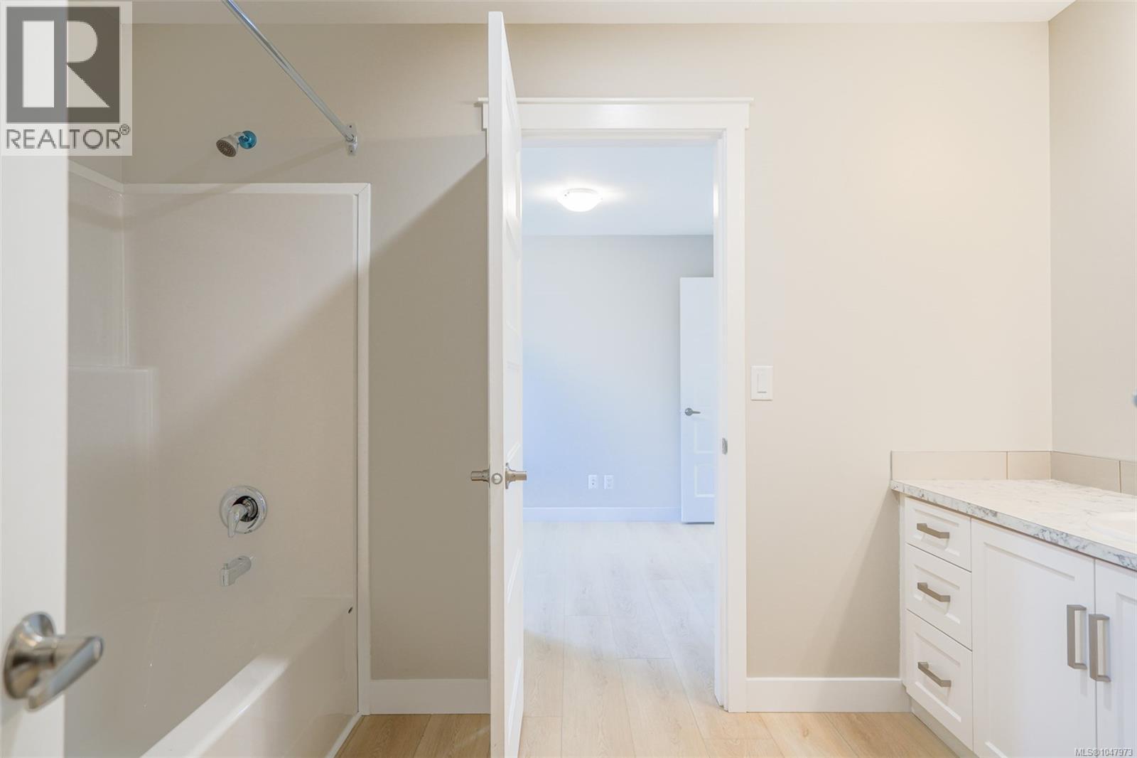 #206 5700 Pierce Rd - Image 21