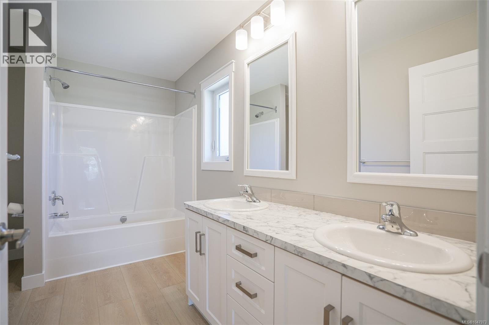 #206 5700 Pierce Rd - 32