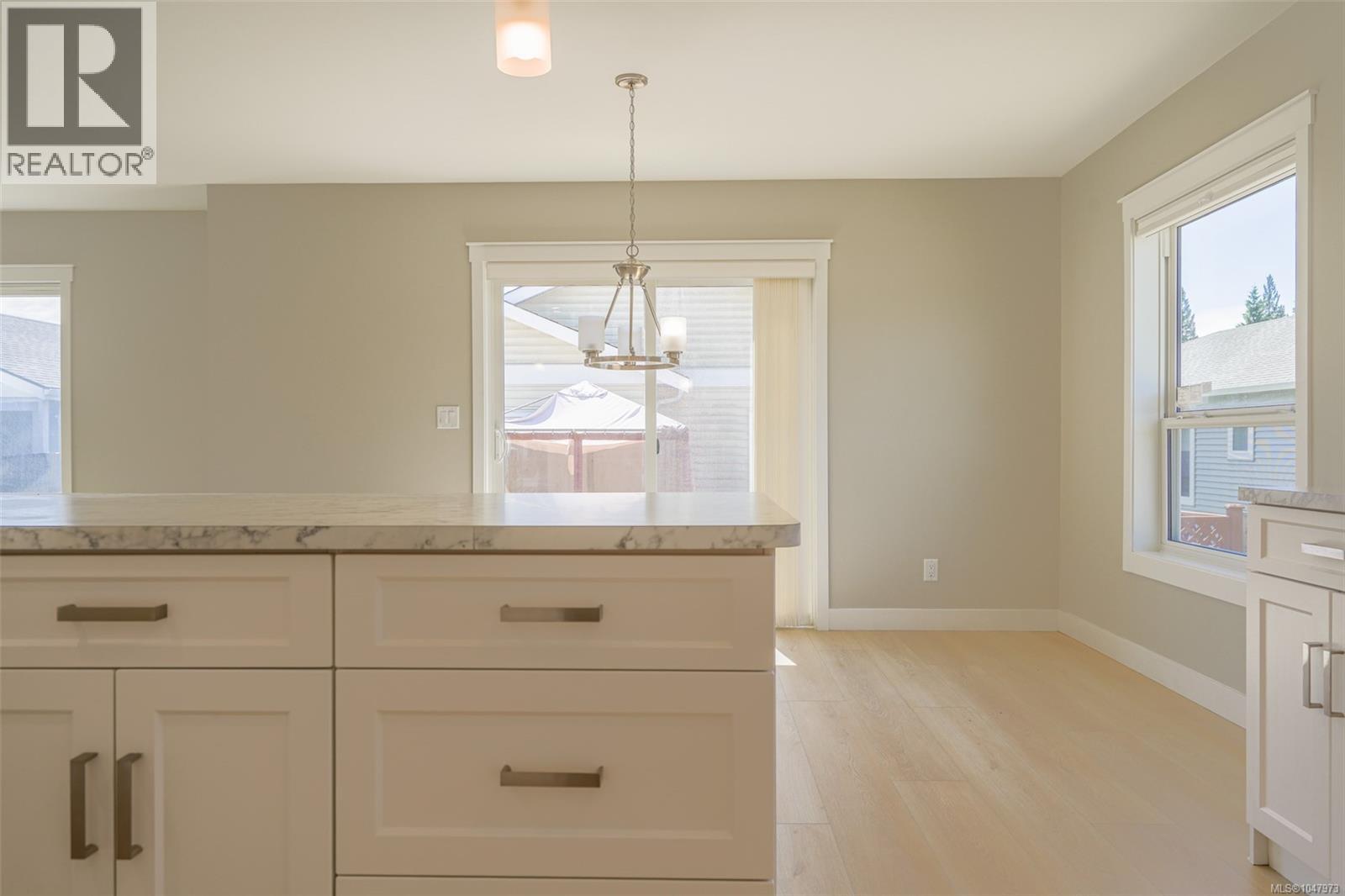 #206 5700 Pierce Rd - 6