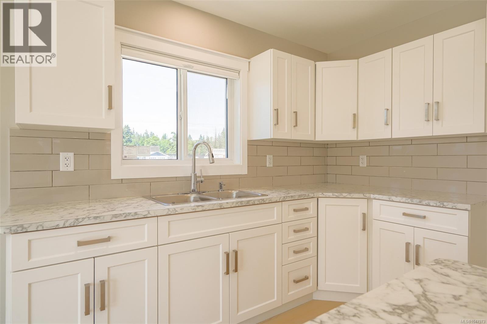 #206 5700 Pierce Rd - 9