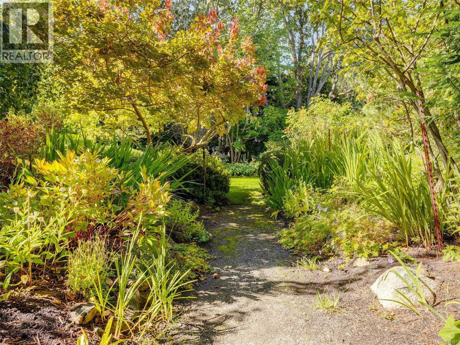  535 Island Road, Oak Bay
