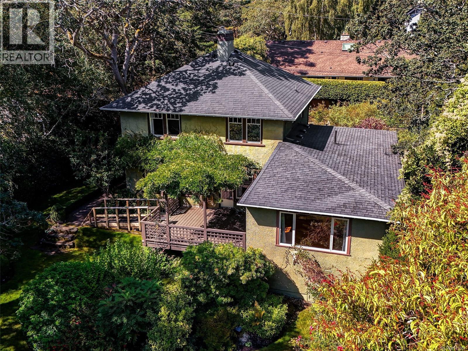  535 Island Road, Oak Bay