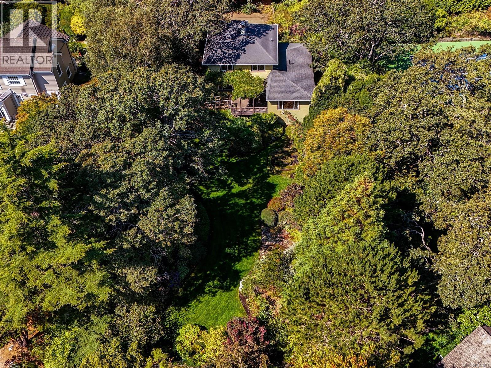  535 Island Road, Oak Bay